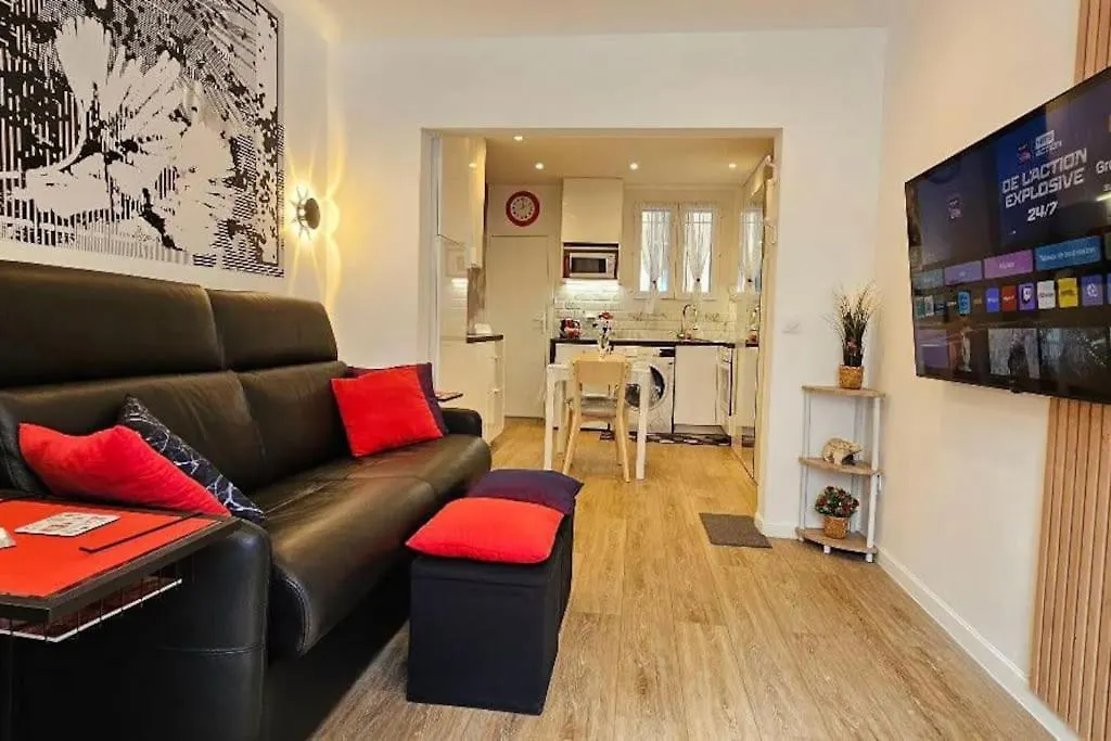Doorman - Modern & Chic Studio In 17Th Apartment Paris