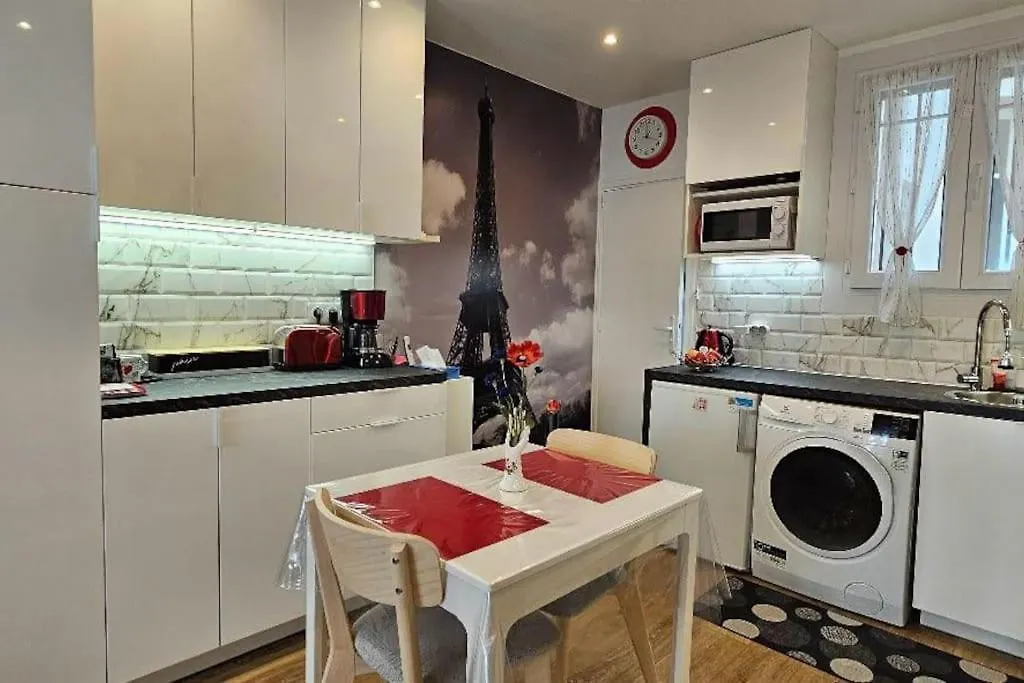 Doorman - Modern & Chic Studio In 17Th Apartment Paris